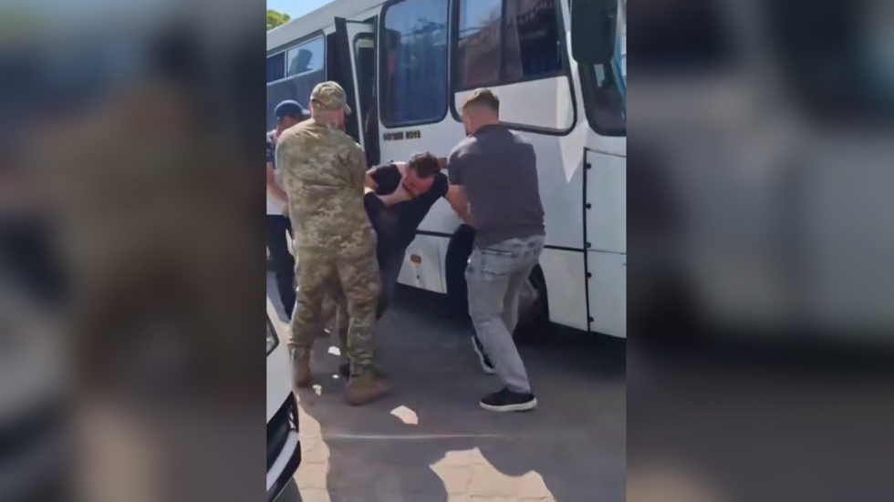 ukraine-draft-officers-brutality