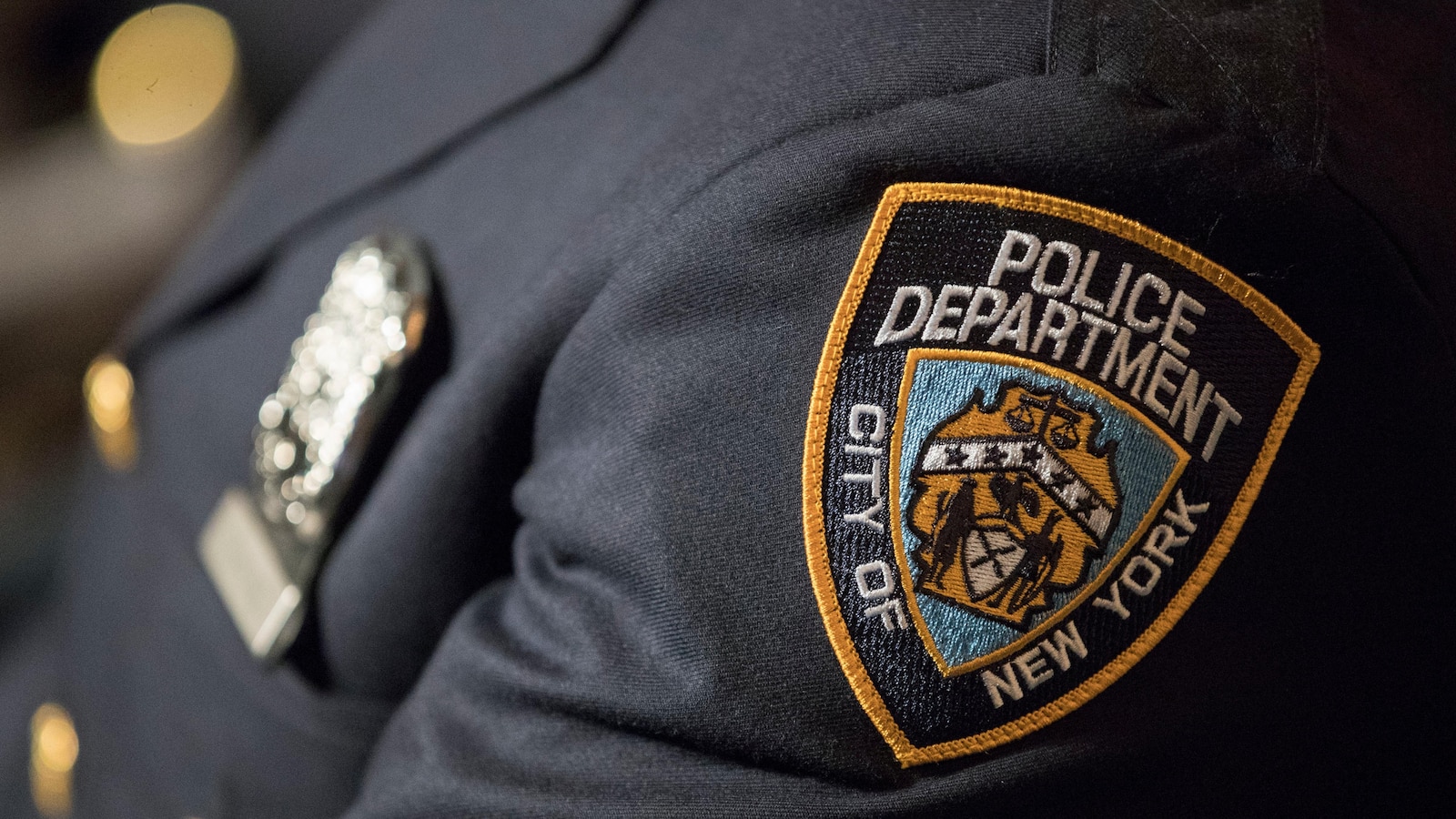 nypd-staten-island-fake-gun-incident